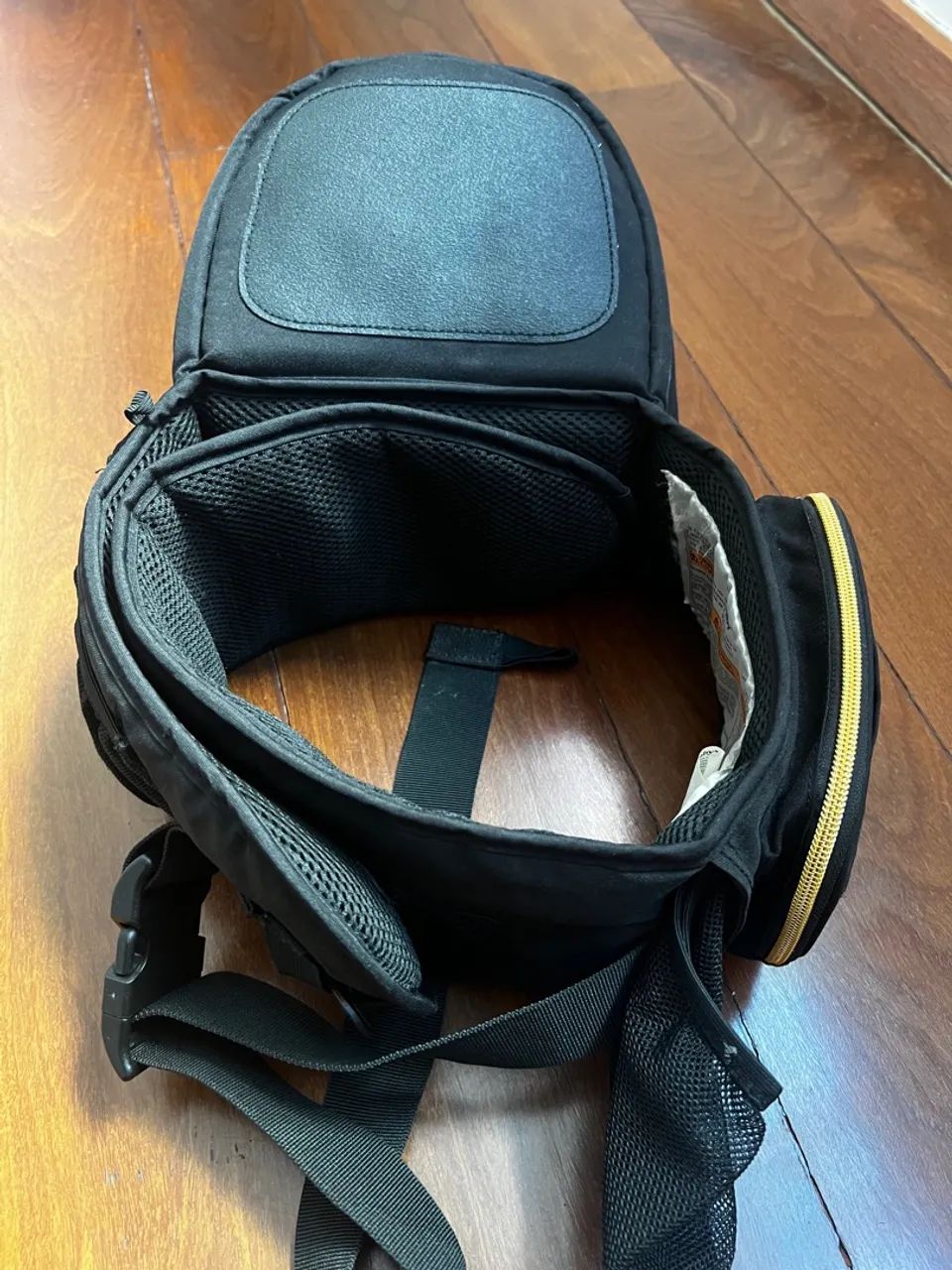 Canguru Ergonômico Tushbaby com Bolsos e Extensor - Foto 6