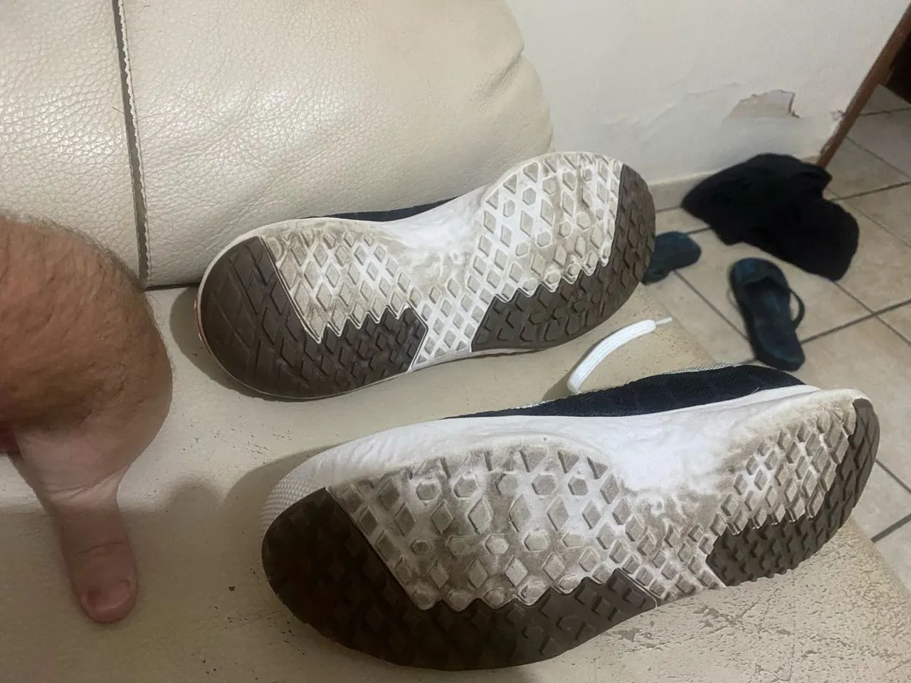 Vendo 1 tenis  Vans ultrarange (número 42) primeira linha - Foto 2