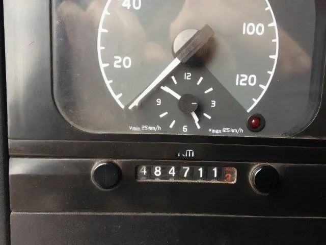 VOLVO VM 260 8X2 CARROCERIA ANO 2010 - Foto 8