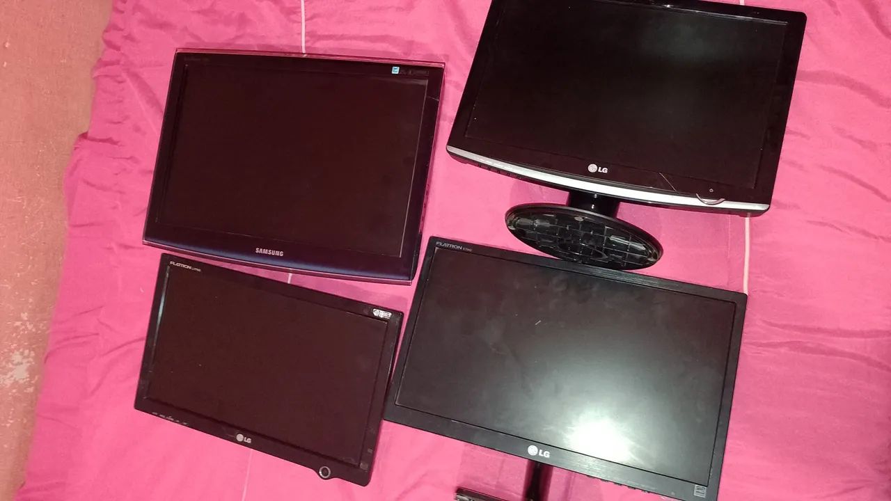 Monitores LG e Hp ok