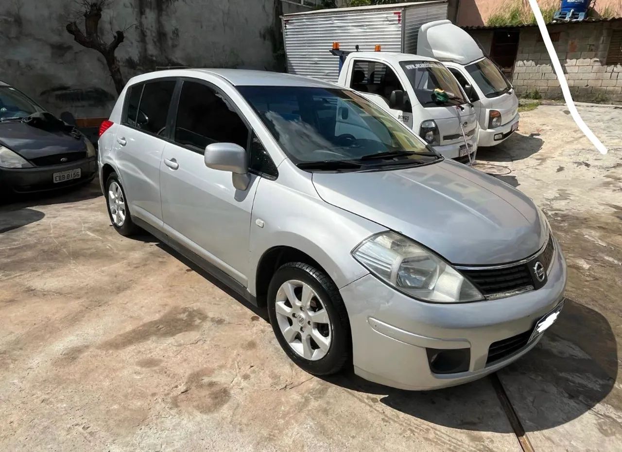 Tiida 1.8 2008 manual sem sinistro  - Foto 2