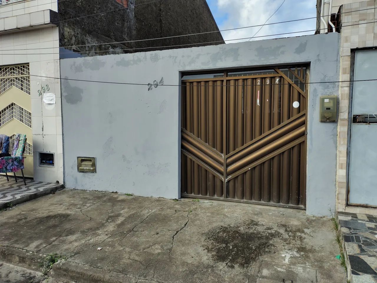 Aluga-se casa no Rosa Elze próximo a Ufs