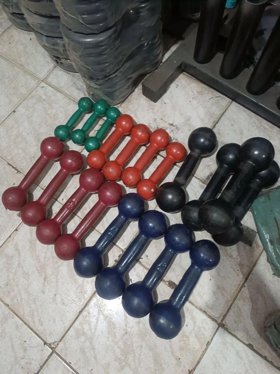 Halteres bolas emborrachados usados  - Foto 2