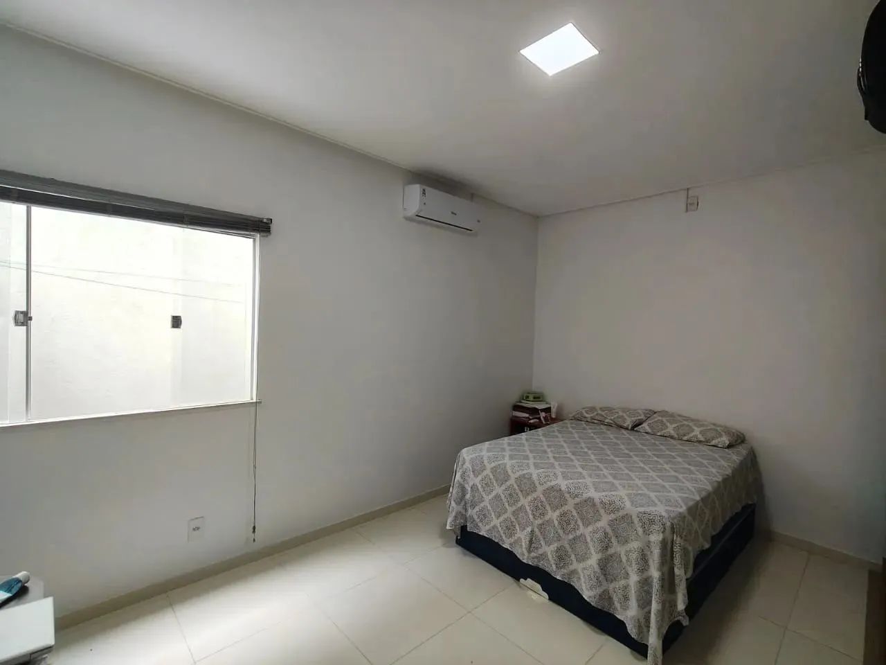 Vende bela casa no Alto da Boa Vista