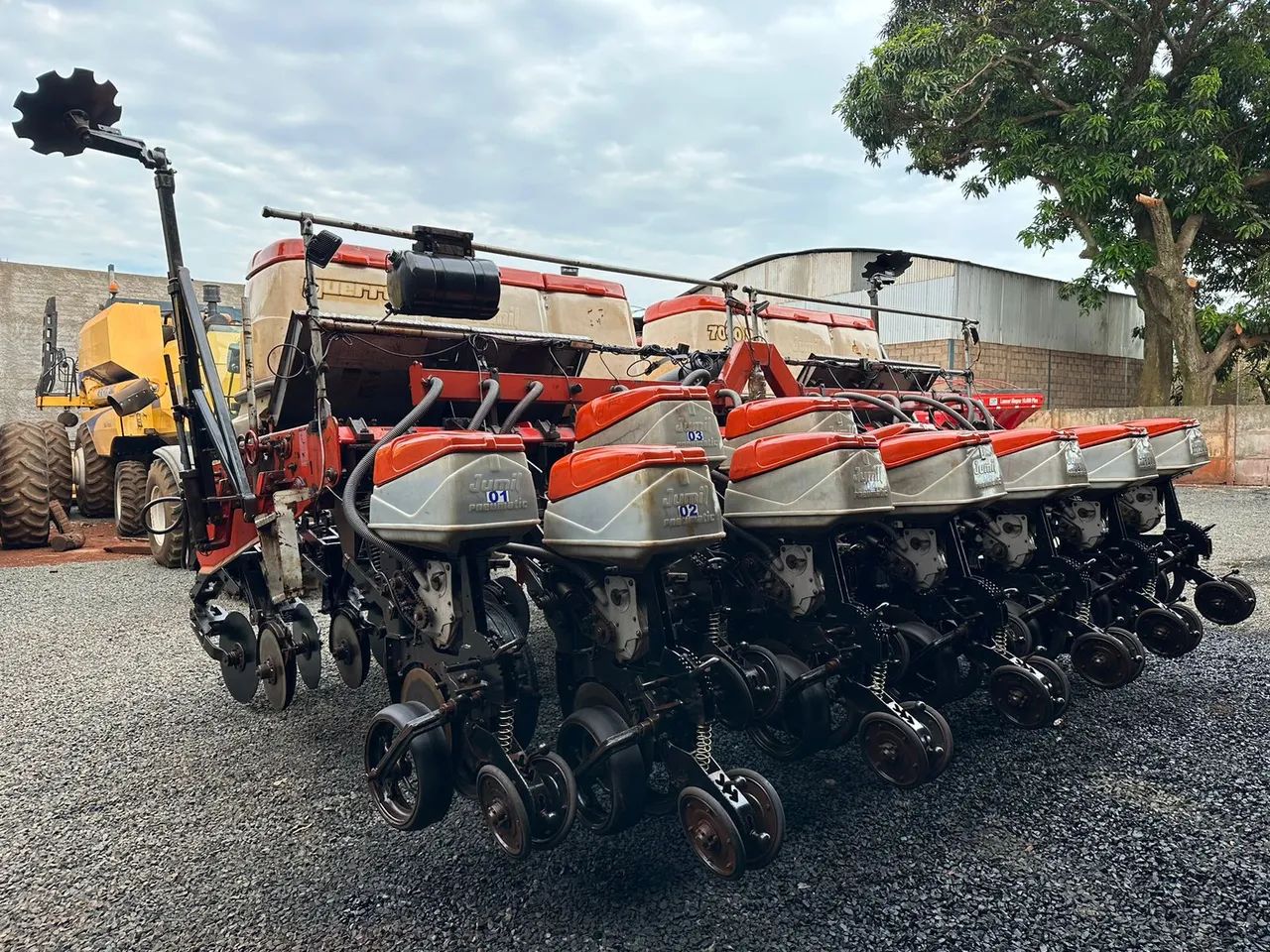 Plantadeira Jumil 7090 PD - 12 Linhas - Foto 5