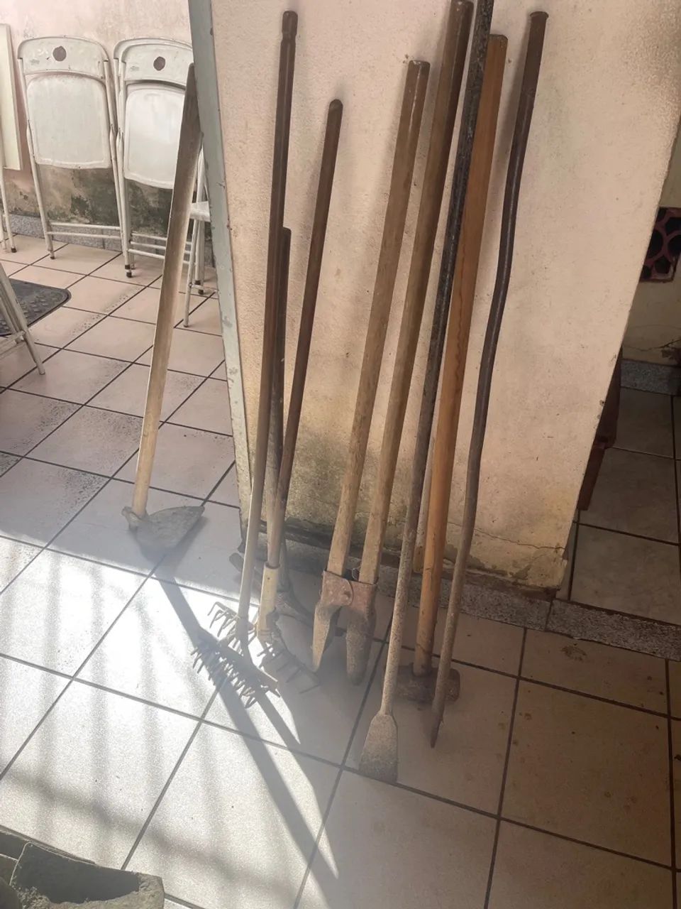 Ferramentas para obra e jardinagem 
