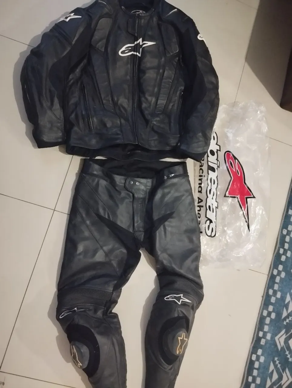 Macacão de Couro Alpinestars Racing