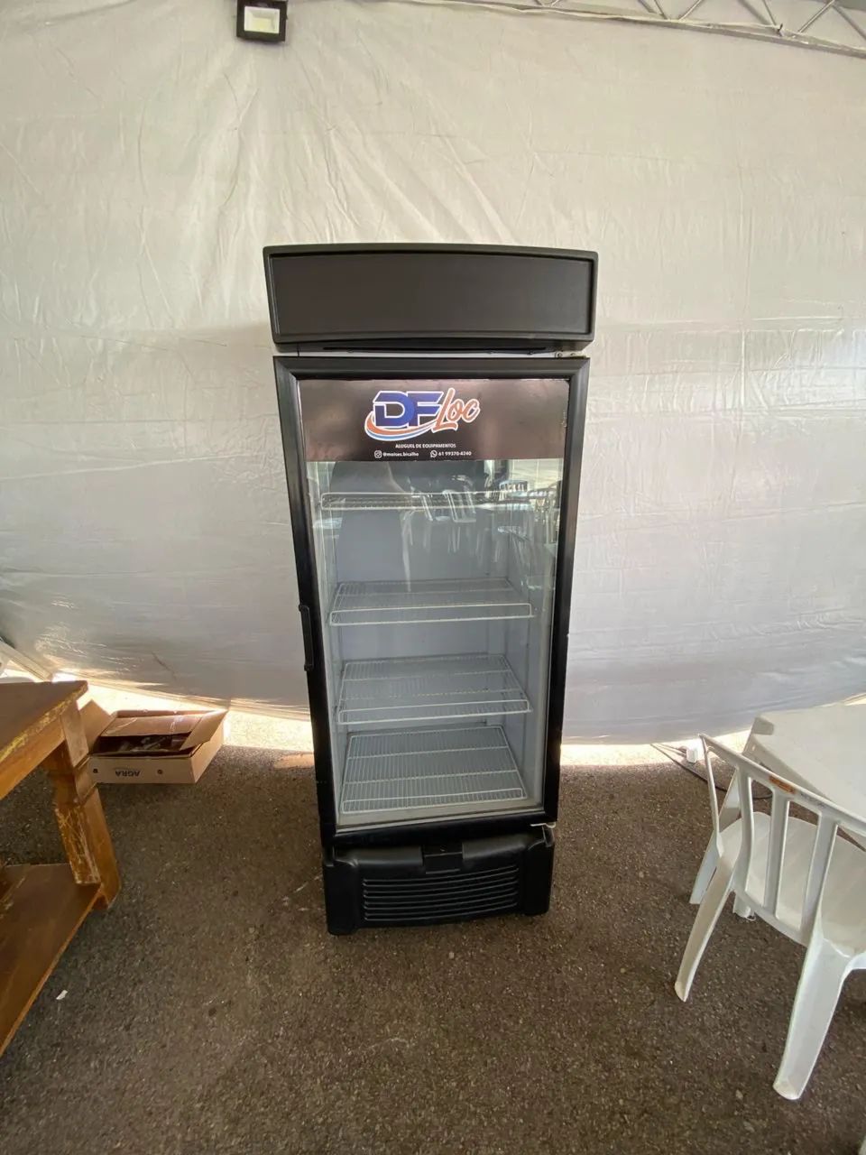 Expositor refrigerado e cervejeira usadas 