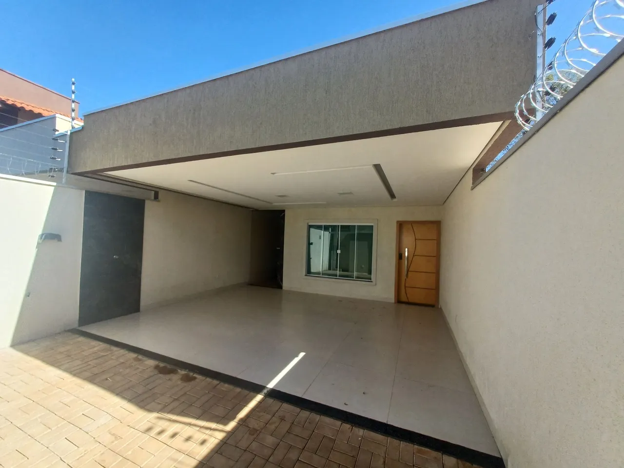 Excelente casa na 605 sul