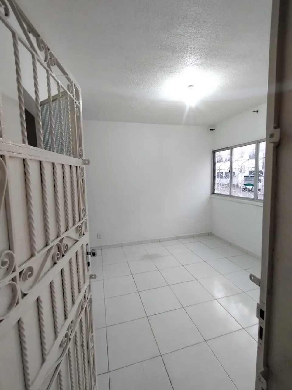 Alugo Apartamento no Conj. Tocantins - II Etapa