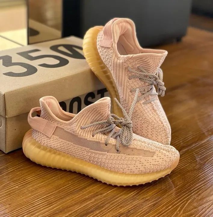 Tênis Adidas Yeezy  no atacado - Foto 2