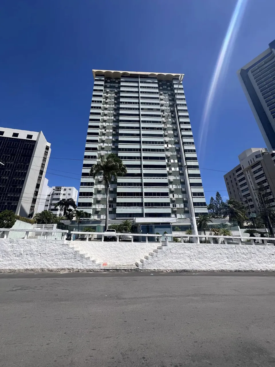 Imóvel para venda possui 187 metros quadrados com 4 quartos em Petrópolis - Natal - RN