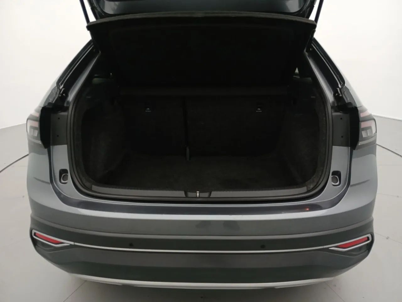Volkswagen Nivus Highline 1.0 200 TSI Flex Aut., foto 9 de 18