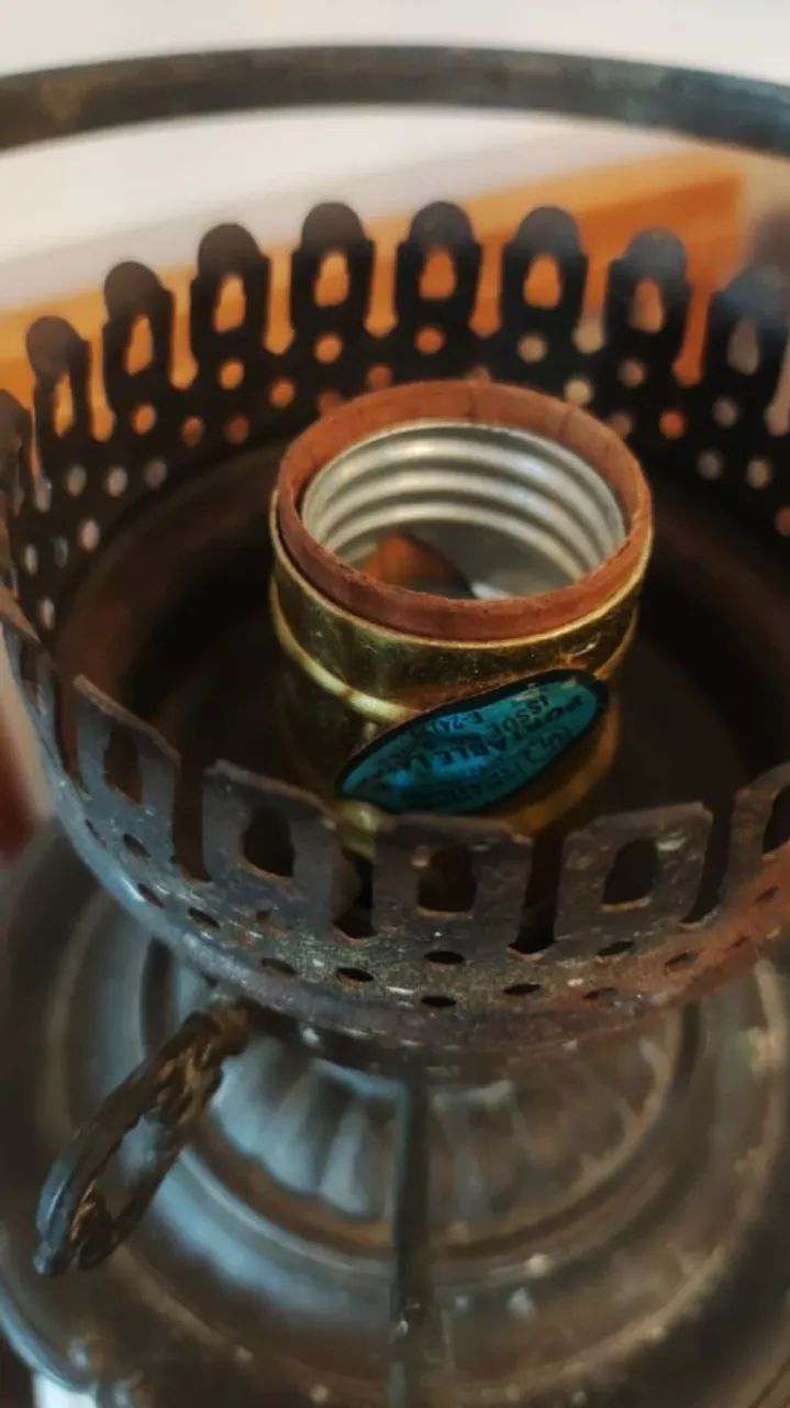 Luminária  estilo vintage Quoizel GWTW, bege/rosa com estampa floral, pintada à mão.  - Foto 6