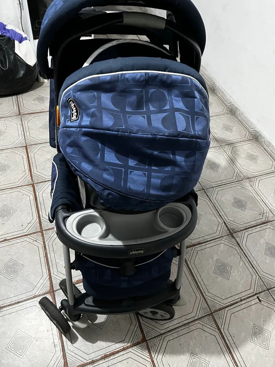 Carrinho de bebe + bebe conforto com suporte para carro - Foto 3
