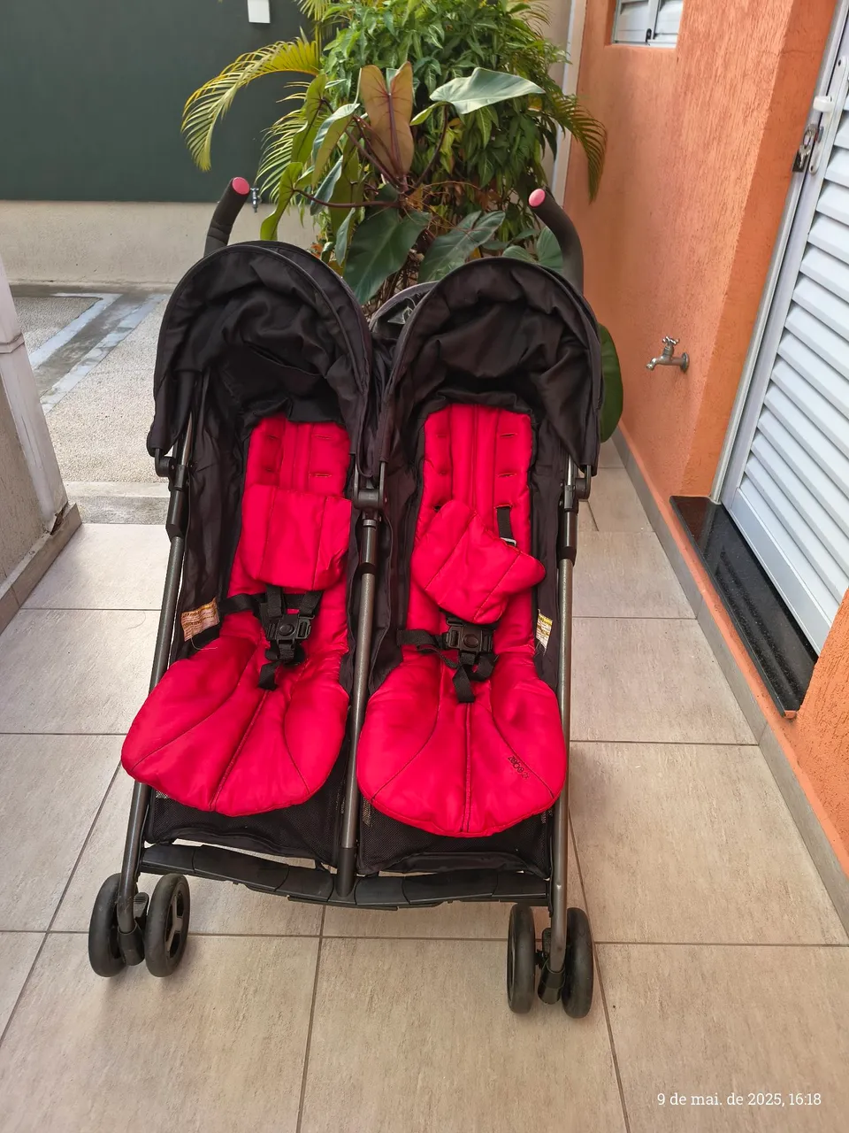 Carrinho bebês gêmeos MacLaren