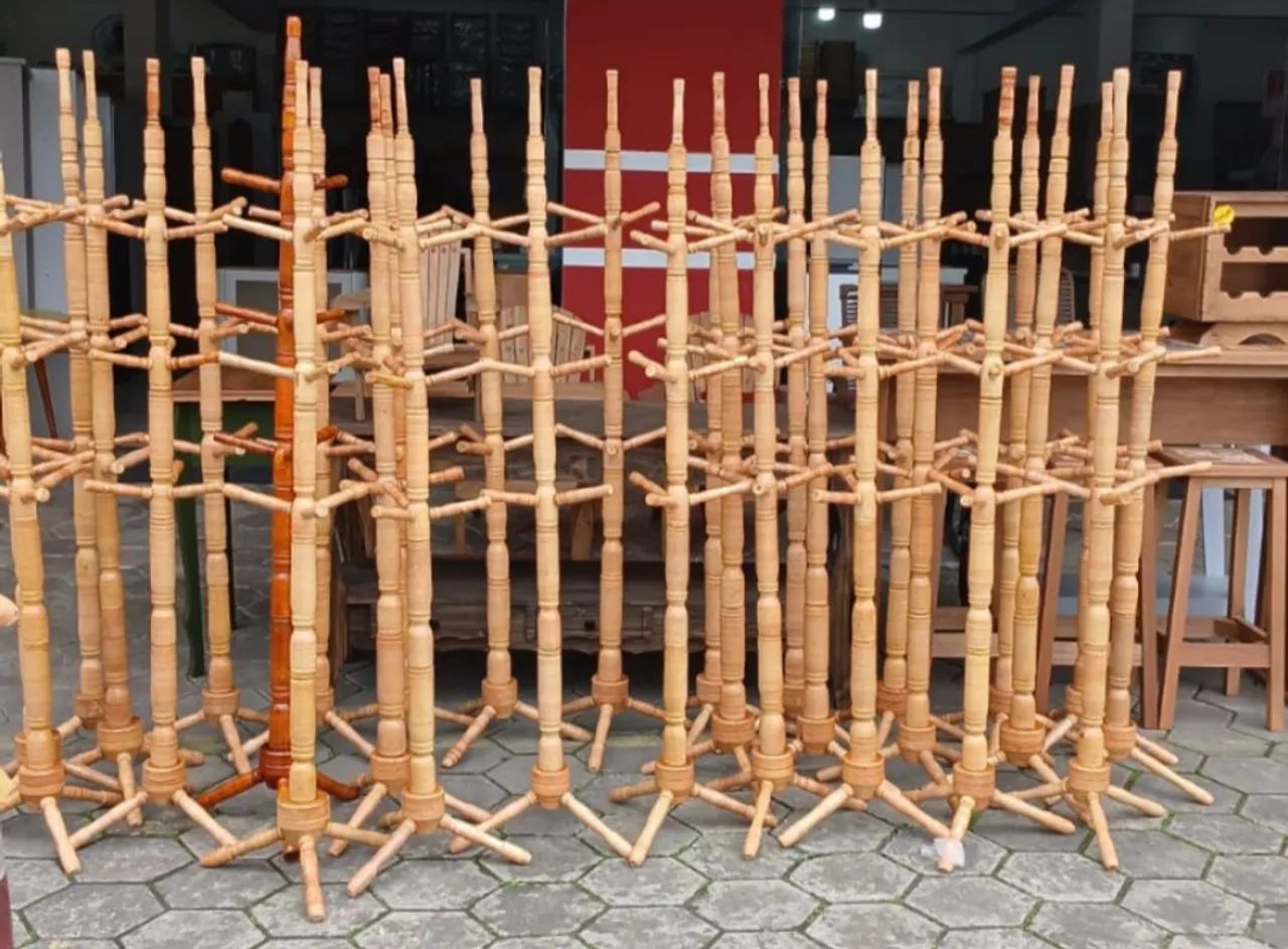 Cabideiro de madeira NOVOS 