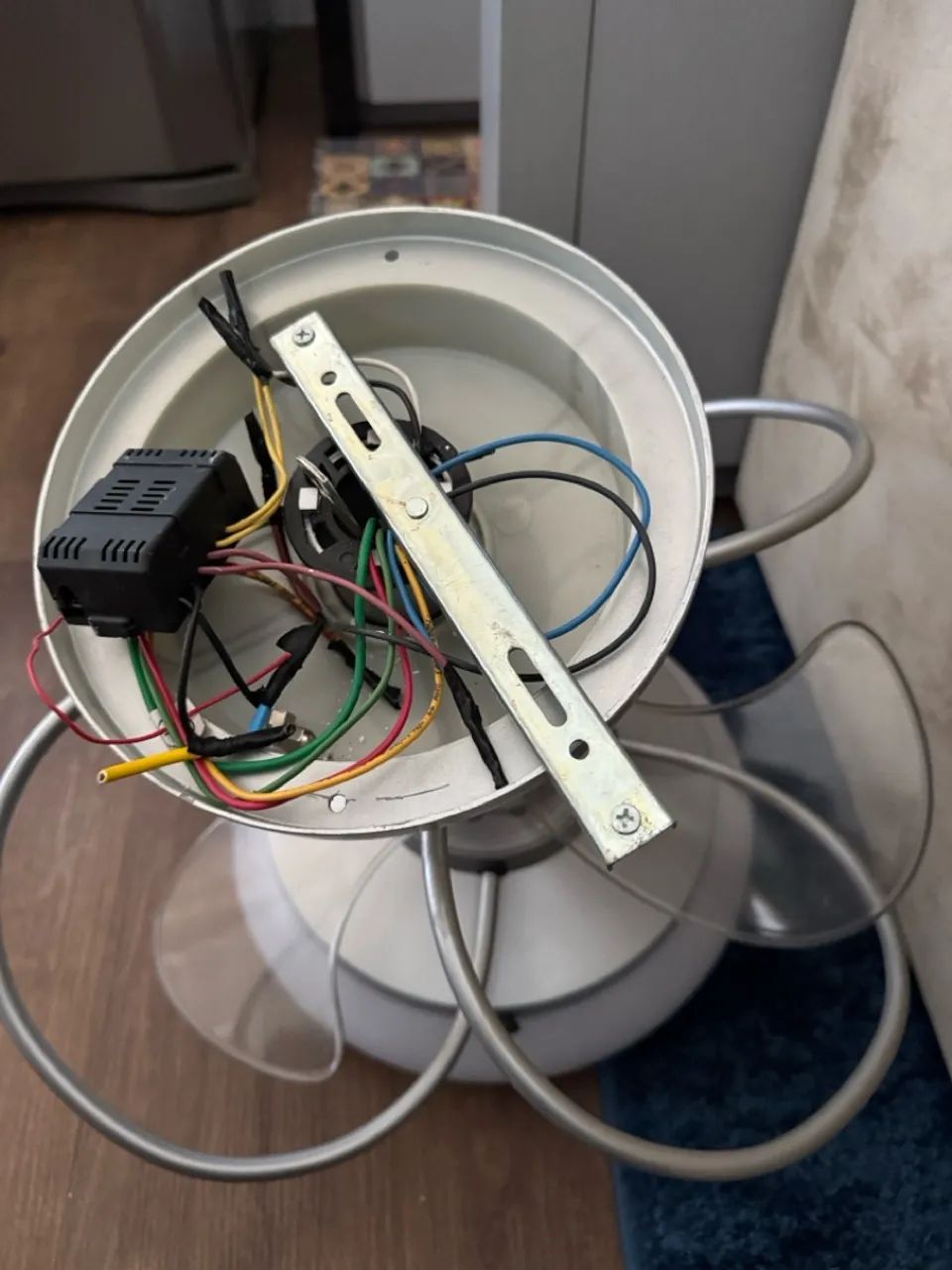 Ventilador de Teto treviso Usado - Foto 3