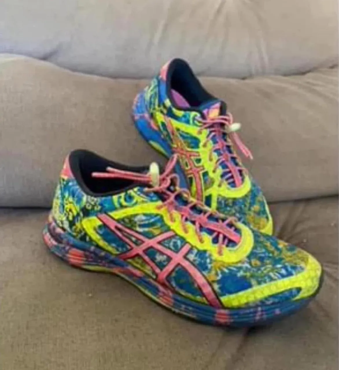 Tênis Asics Gel-Nimbus 24 - Colorido