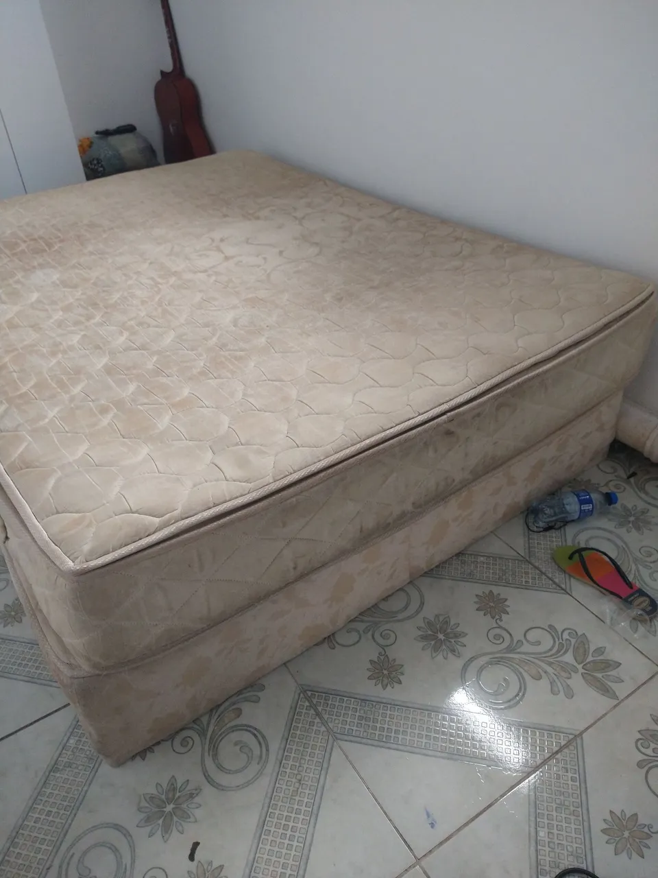 Cama Box de Casal Usada - 200,00
