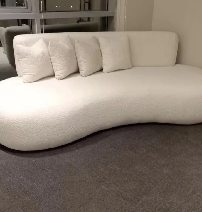 Sofá Branco Curvo Moderno - 3 Lugares fabricado sob encomenda  - Foto 4