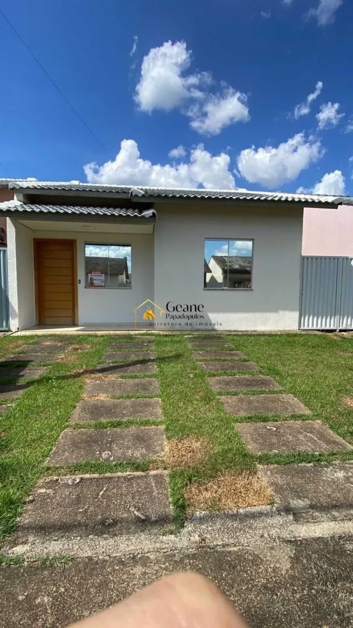 ALUGO CASA C/ 3 QUARTOS