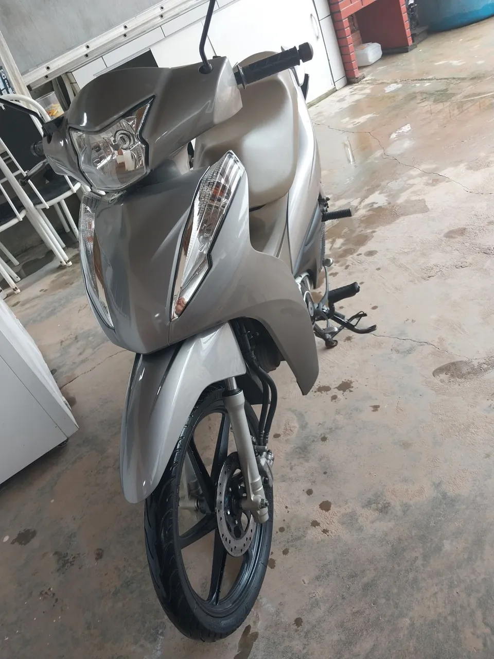 Vendo biz 2019 125 cc dut em branco