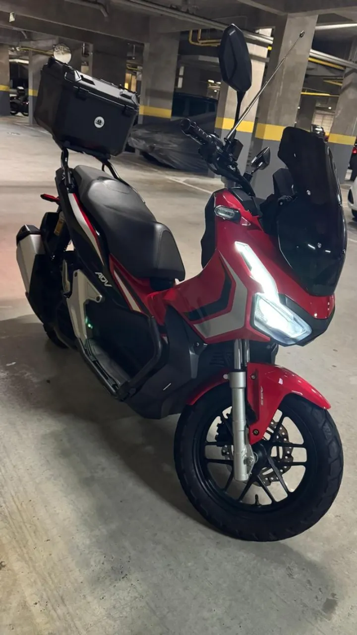 Honda adv 150 2022 - Unica dona - Com bau