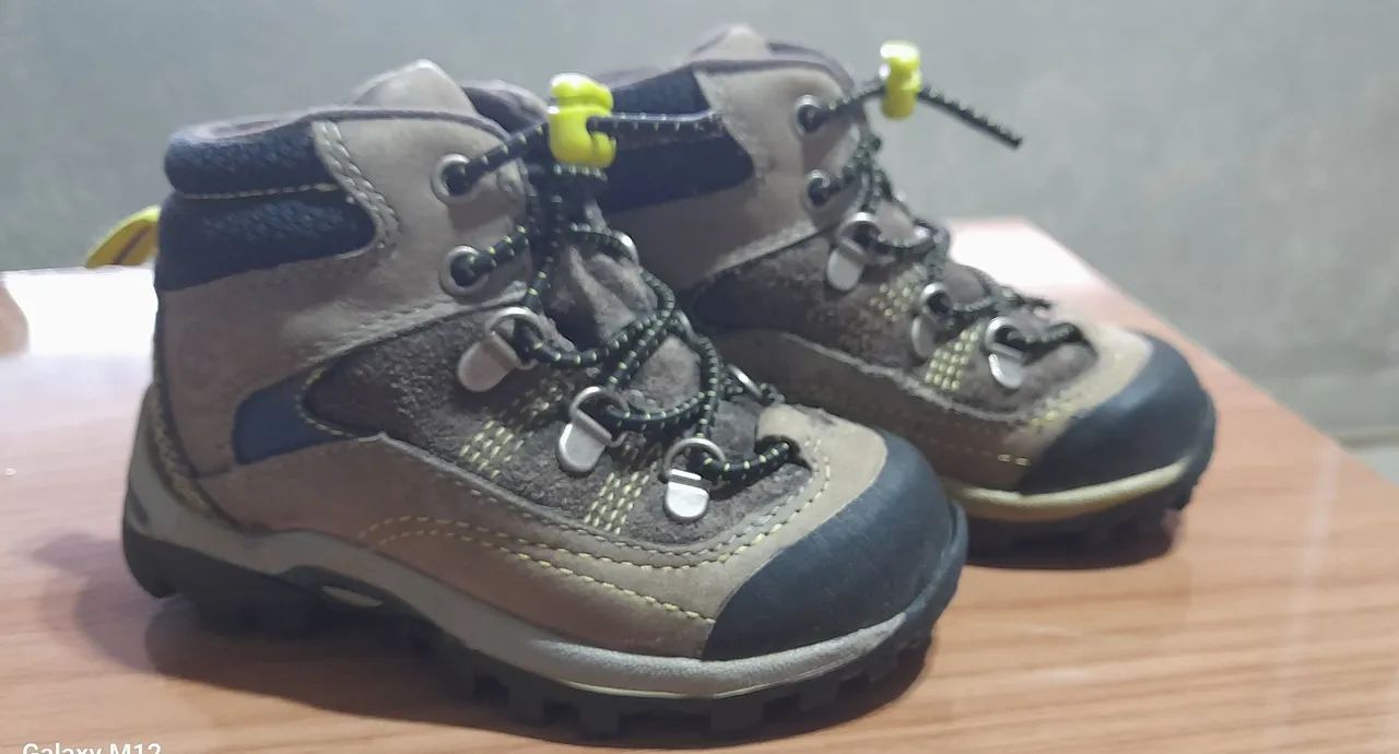 Tênis / bota infantil Timberland Original