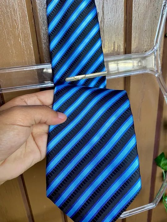 Gravata Masculina Azul e Preto Listrada Maestro Premium  - Foto 4