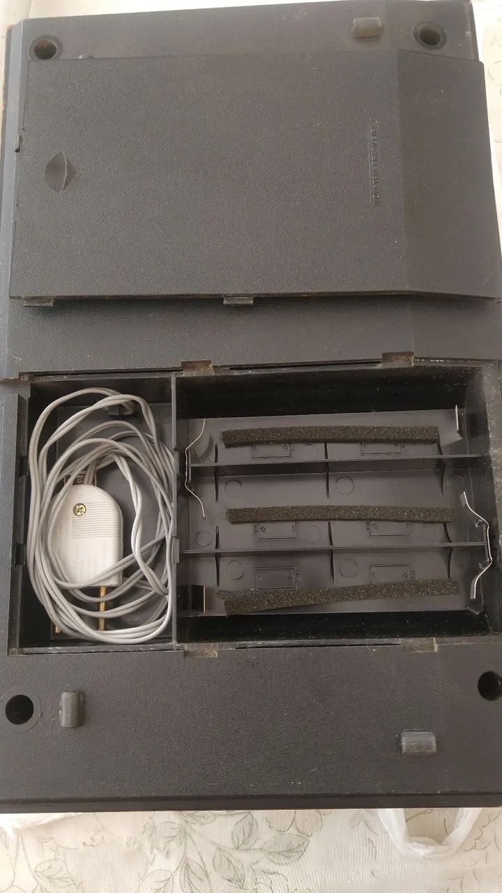 Rádio Philips 06 GF 610 - Gravador - Foto 4