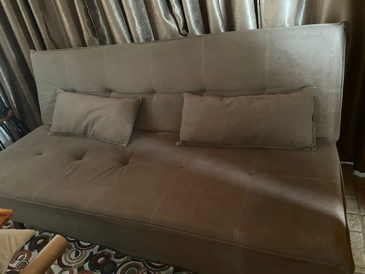 Vendo sofá cama.