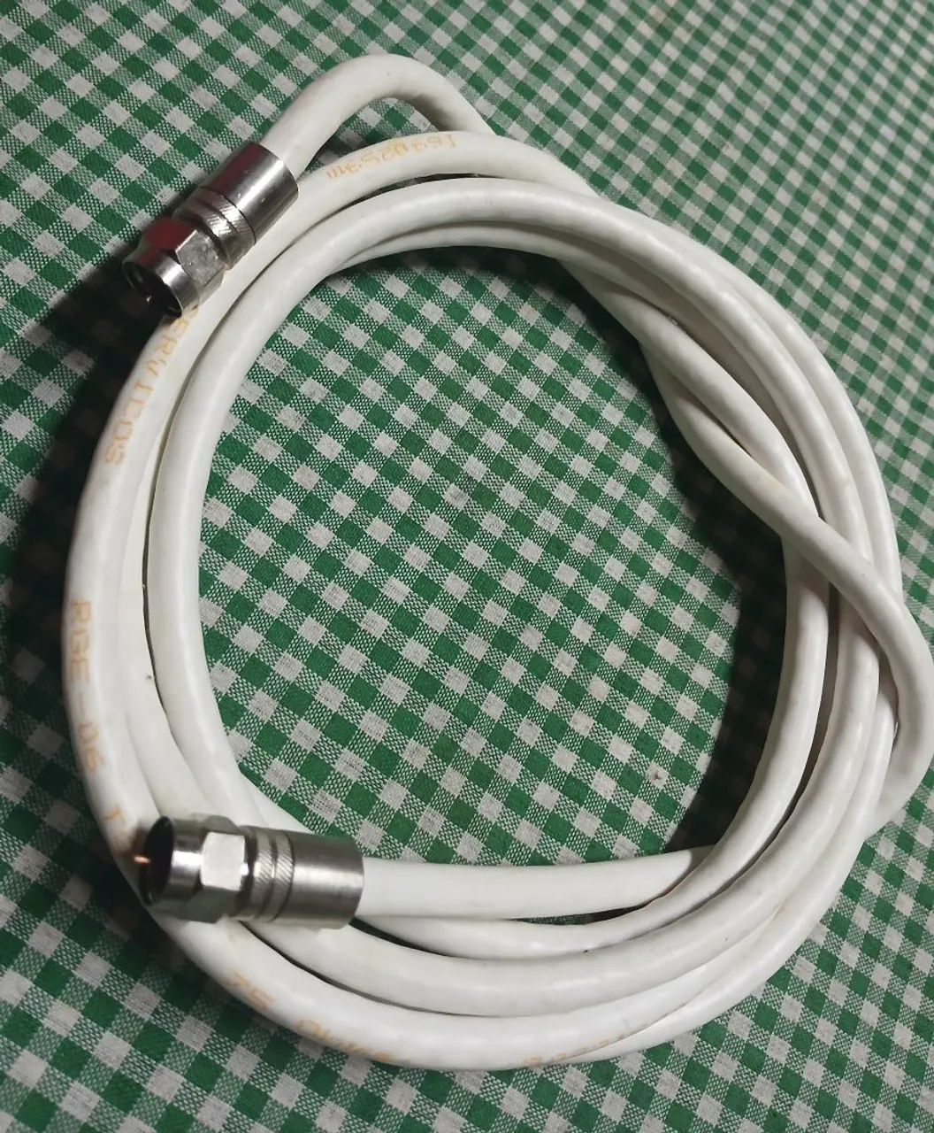 Cabo Coaxial Branco para TV - Novo