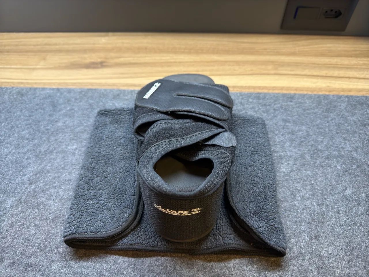 Sandália Ortopédica Augusta - Conforto Pós-Cirúrgico 