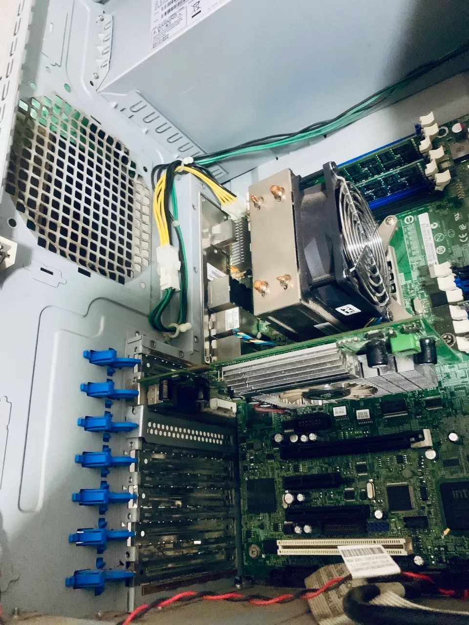 Server - Dual Xeon ? 32GB RAM ? Ready for Homelab or Virtualization64286273499651124