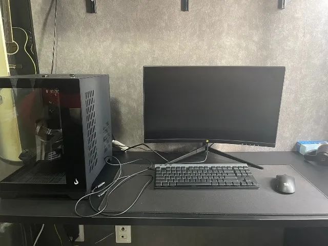 PC Gamer Ryzen 5 4500 + Monitor Curvo 23.6 180Hz - Semi novo (menos de 1 ano)