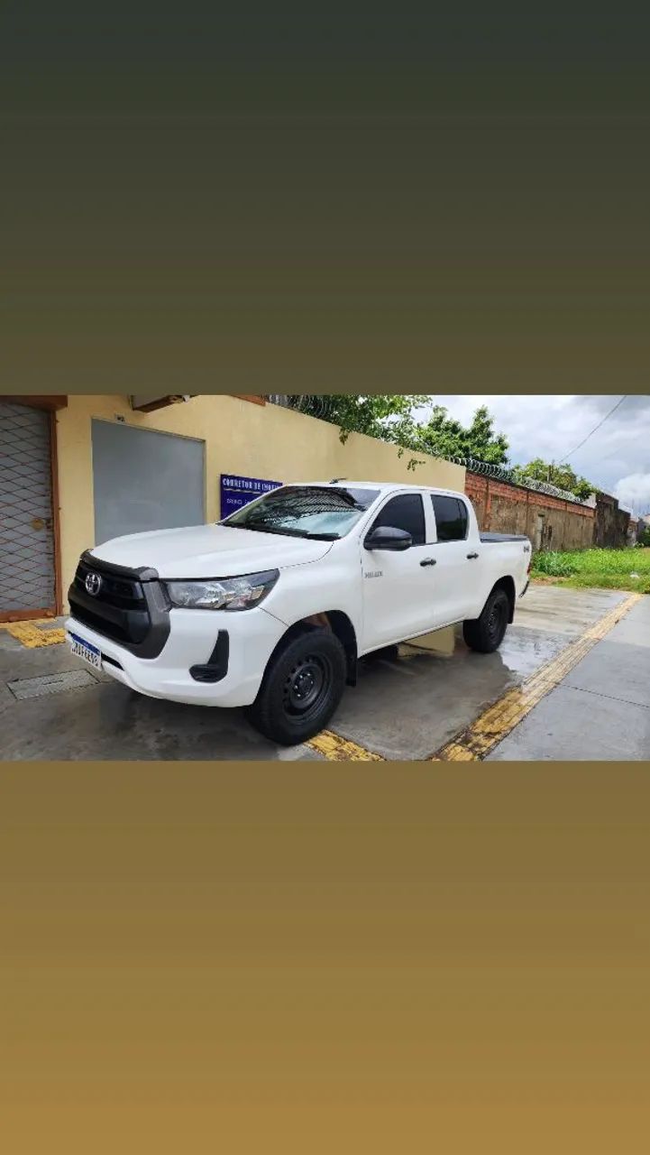 Hilux Turbo Diesel 4x4 Manual 2022 - Foto 4