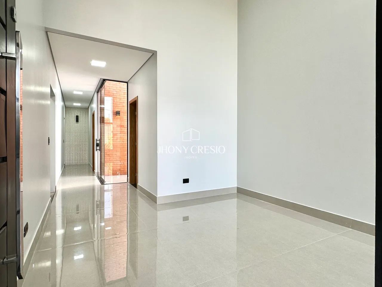 Imóvel com 128m² de construção - Jardim Munique. - Foto 3
