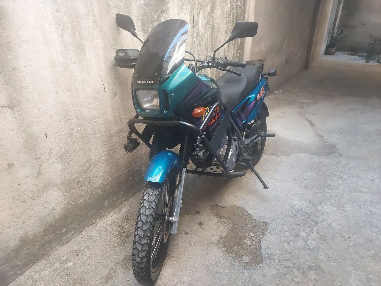 sahara MOTOZAN - Motos Honda em Criciúma, Urussanga e Região