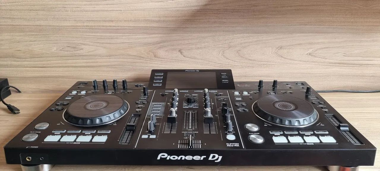 XDJ-RX Pioneer c/ Case Rígido (Novíssima) - Foto 2