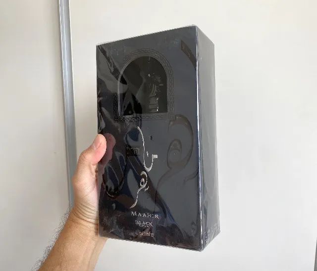 Perfume Árabe Lattafa Eau de Parfum Maahir Black unissex 100 ml (Lacrado) - Foto 5