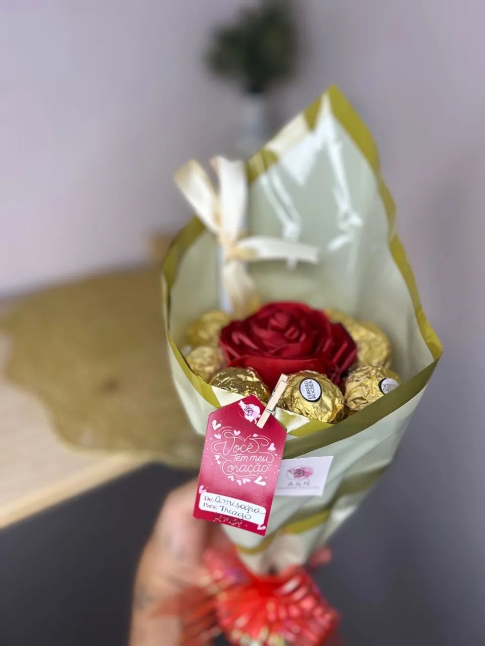 Buquê de Rosa com Ferrero Rocher - Foto 2