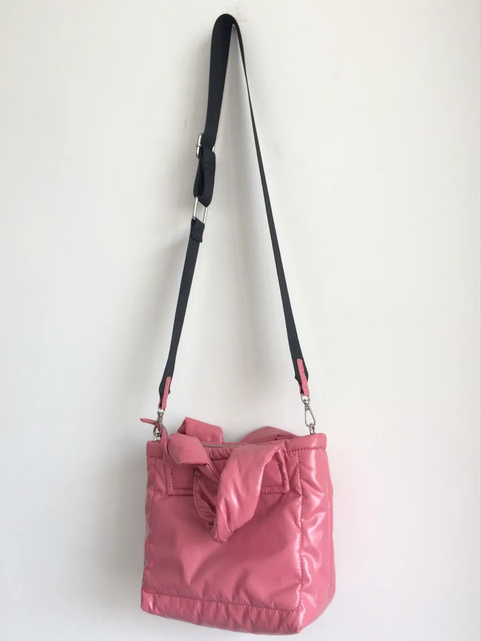 Bolsa puffer rosa Zara - Foto 3