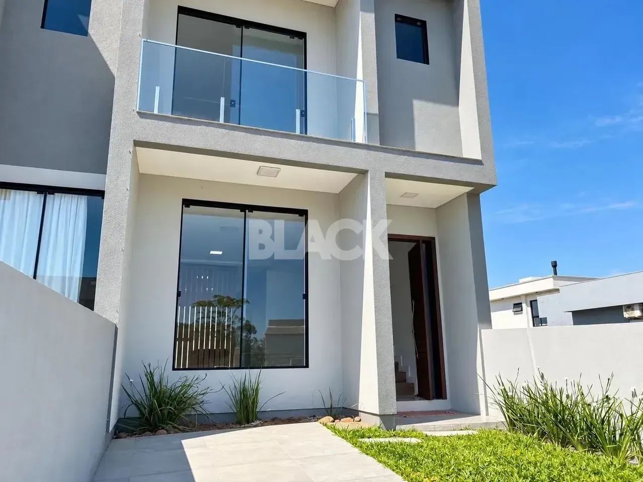 SOBRADO 2 SUITES EM PASSO DE TORRES - Foto 2