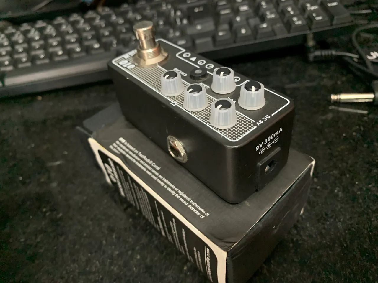 Preamp Mooer 010 Two Stones - Instrumentos musicais - Bessa, João