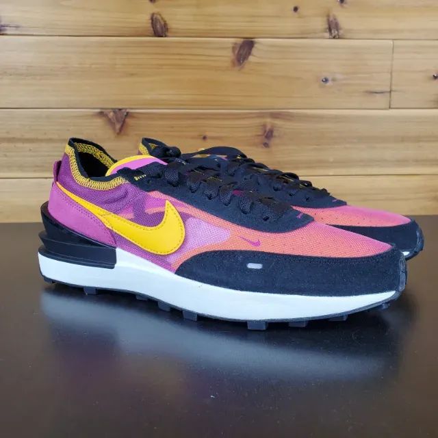 Tênis Nike Waffle One - Foto 4