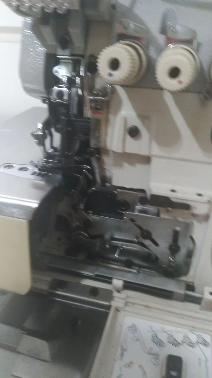 Overlock Singer direct drive  - Foto 3