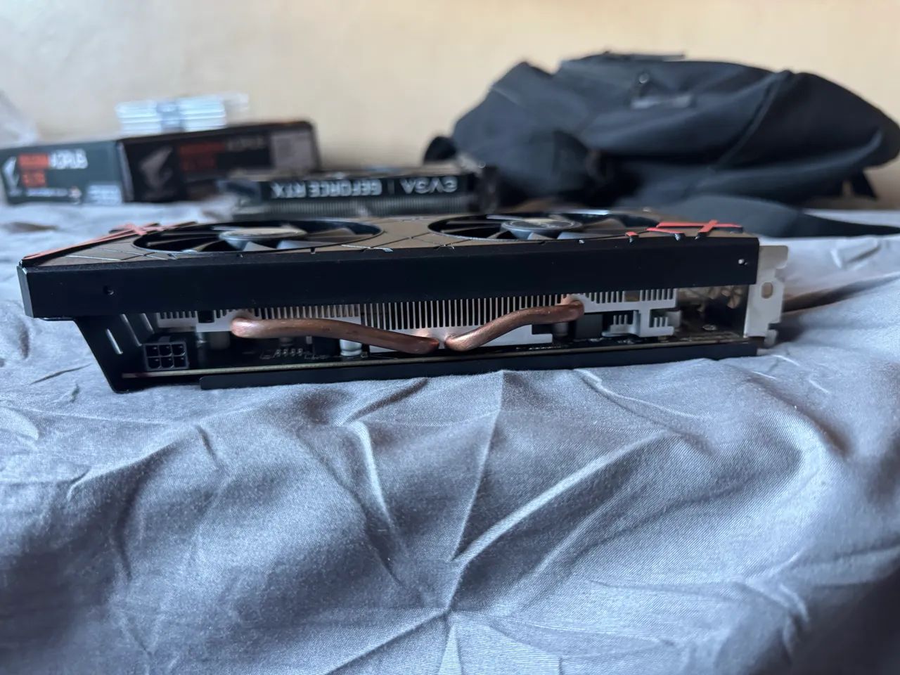 Placa de vídeo RX580 COM DEFEITO!  - Foto 3
