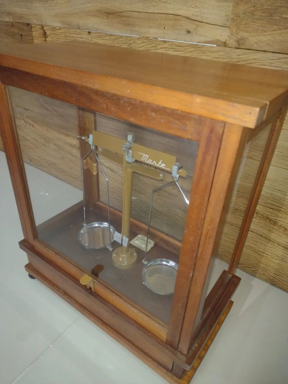 BALANÇA MARTE ANTIGA - PEÇA VINTAGE / DECORAÇÃO - Foto 2