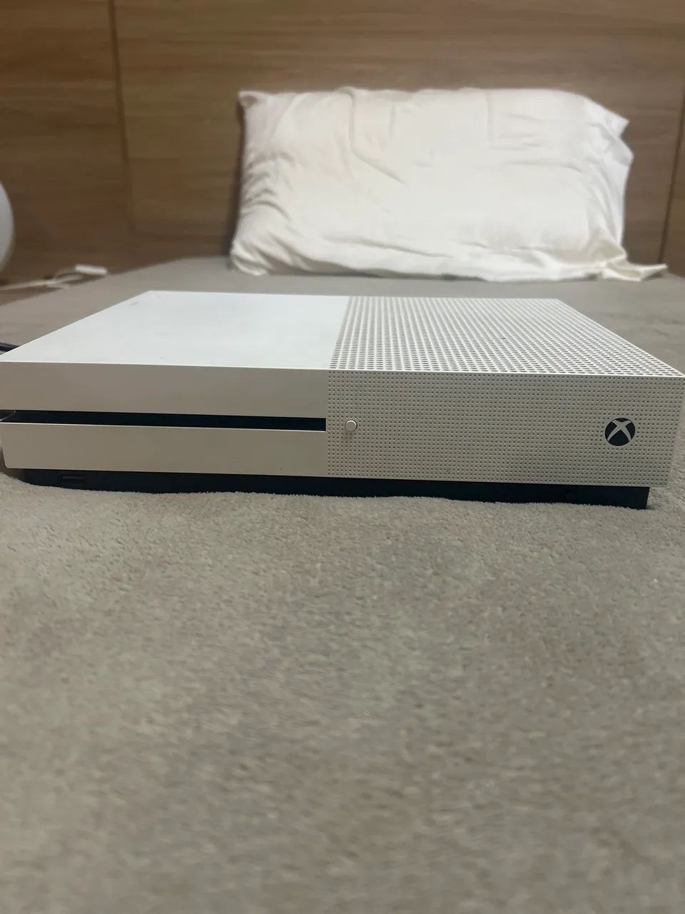 ? Xbox One S Branco,Ótimo estado!